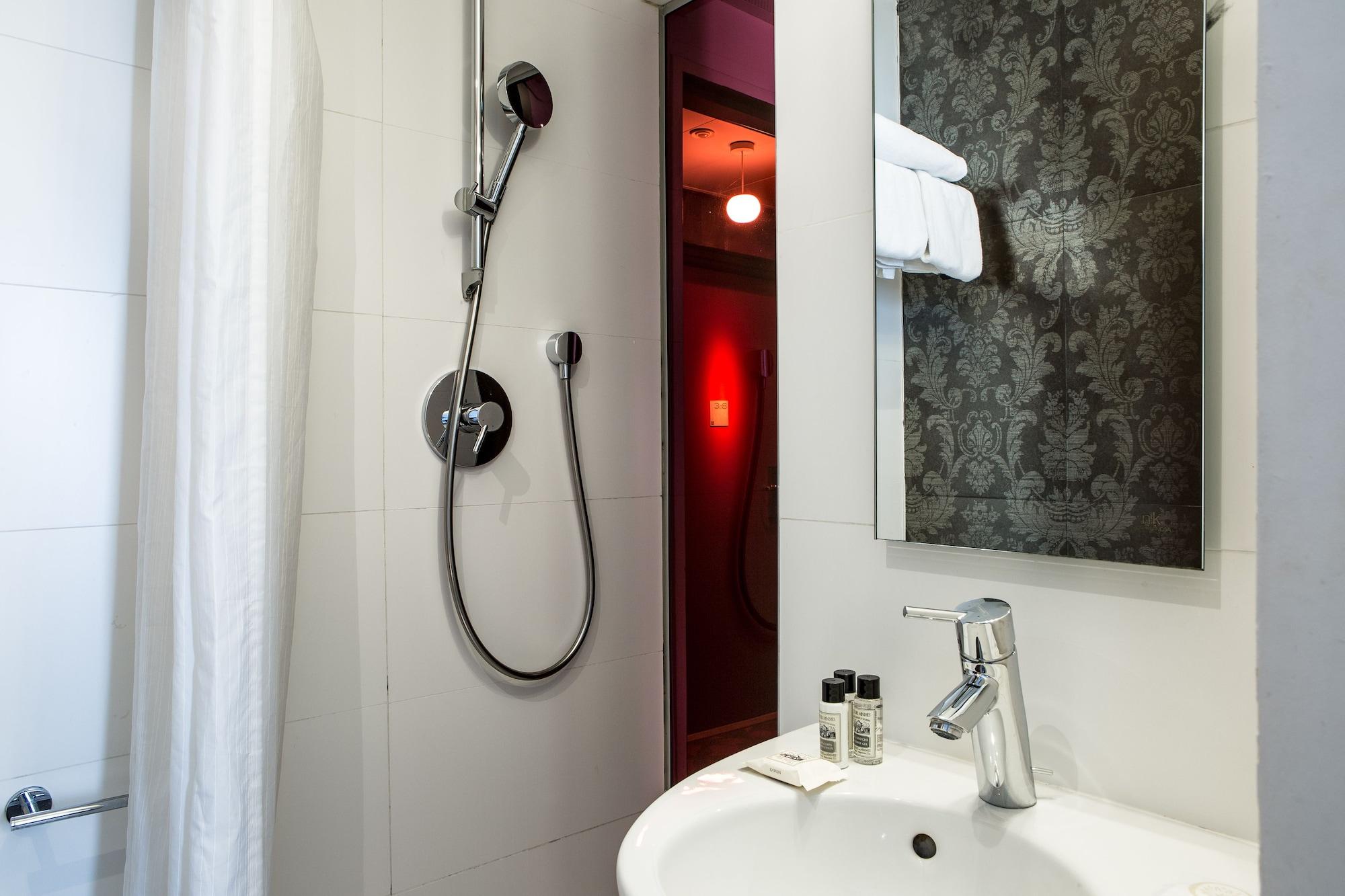 Le Quartier Bercy-Square Hotel Paris Exterior foto